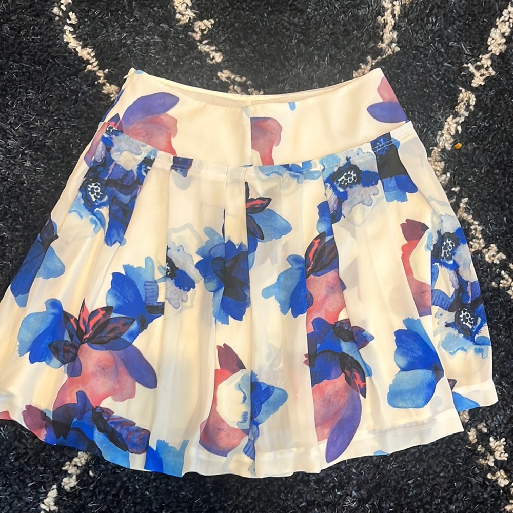 Banana Republic size 8 skirt